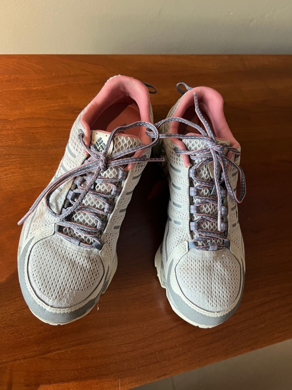 Columbia Women's Light Gray and Pink Athletic Sneakers